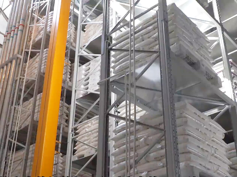 麵粉廠立體庫平（píng）板（bǎn）川字塑料托盤（pán）案例